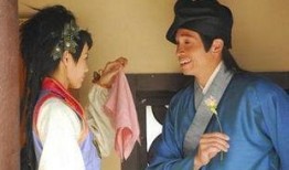 唐伯虎在线观看免费观看,穿越时空的传奇人生，免费在线观看，尽享经典喜剧盛宴